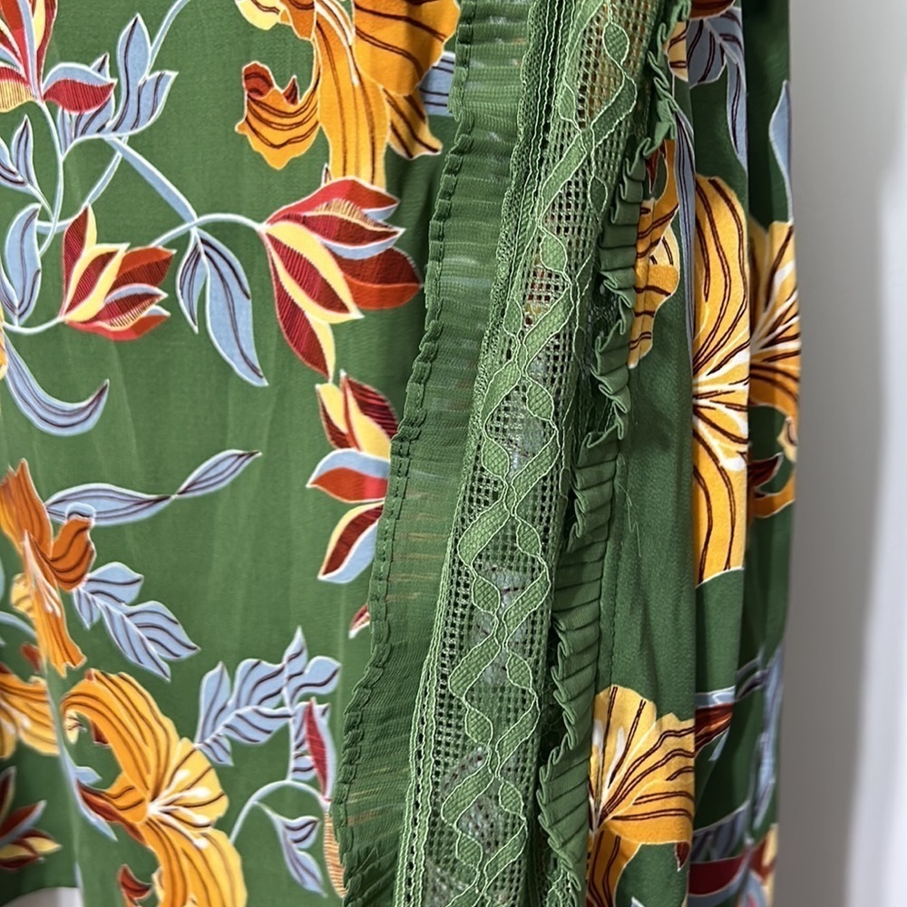 Fever Green Floral Blouse 2X Lace Sleeve Detail Boho Fall Top NWT - Picture 6 of 8